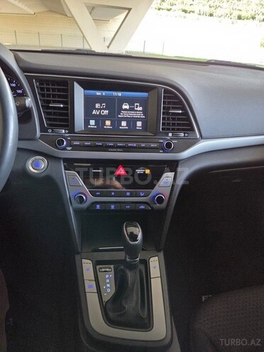 Hyundai Elantra 2016, 61,000 km - 2.0 l - Bakı
