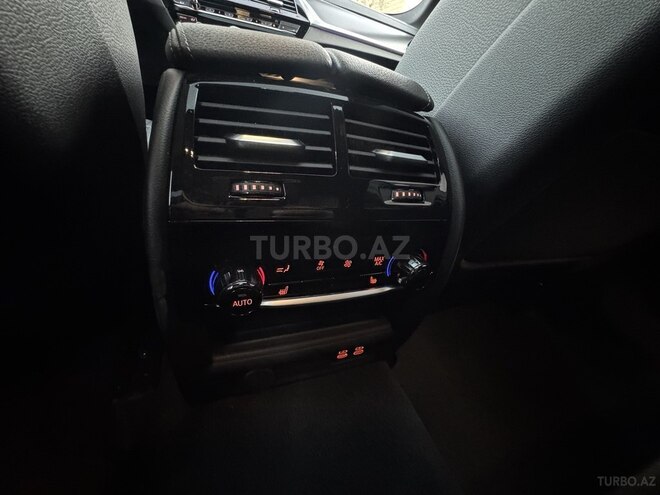 BMW 530e-9