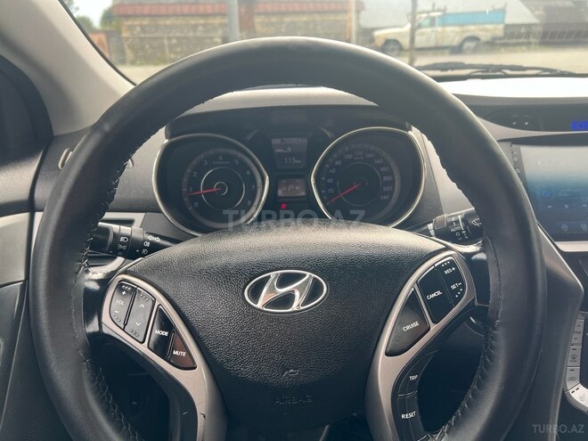 Hyundai Elantra 2012, 192,500 km - 1.8 l - Şəki