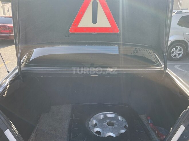 Mercedes E 220 1993, 227,084 km - 2.2 l - Bakı