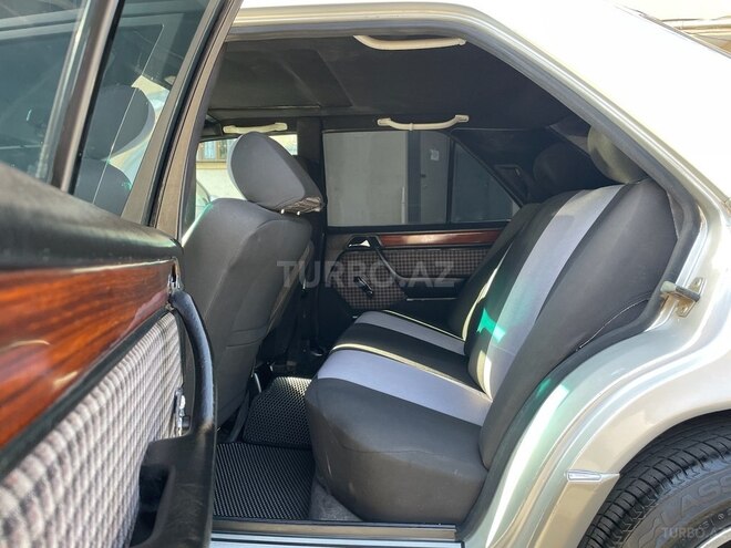 Mercedes E 220 1993, 227,084 km - 2.2 l - Bakı