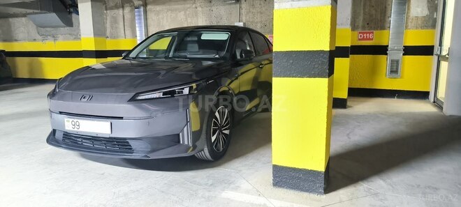 Changan Qiyuan A05 2025, 5,500 km - 1.5 л - Bakı