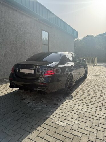Mercedes  2018, 81,000 km - 3.0 l - Bakı