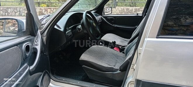 Chevrolet Niva 2013, 240,000 km - 1.7 l - Quba