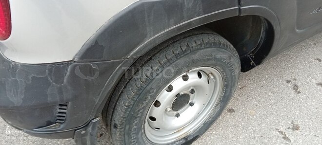 Chevrolet Niva 2013, 240,000 km - 1.7 l - Quba