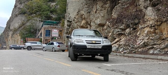 Chevrolet Niva 2013, 240,000 km - 1.7 l - Quba
