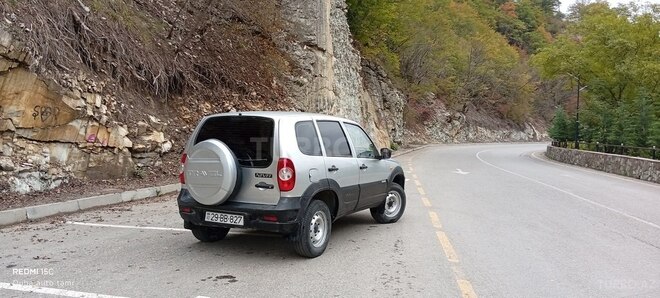 Chevrolet Niva 2013, 240,000 km - 1.7 l - Quba