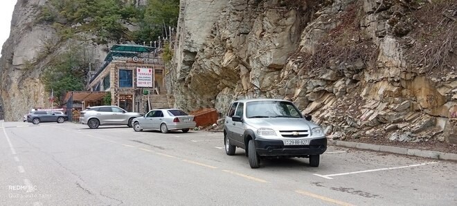 Chevrolet Niva 2013, 240,000 km - 1.7 l - Quba