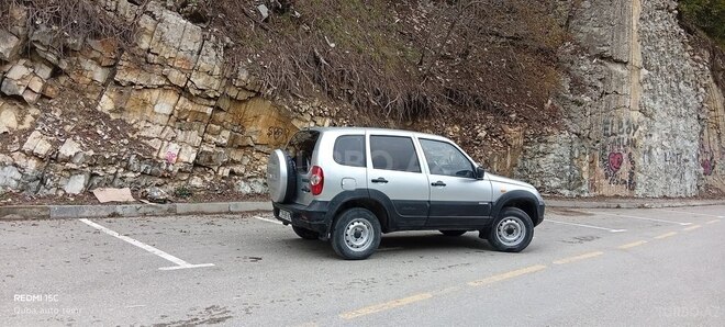 Chevrolet Niva 2013, 240,000 km - 1.7 l - Quba