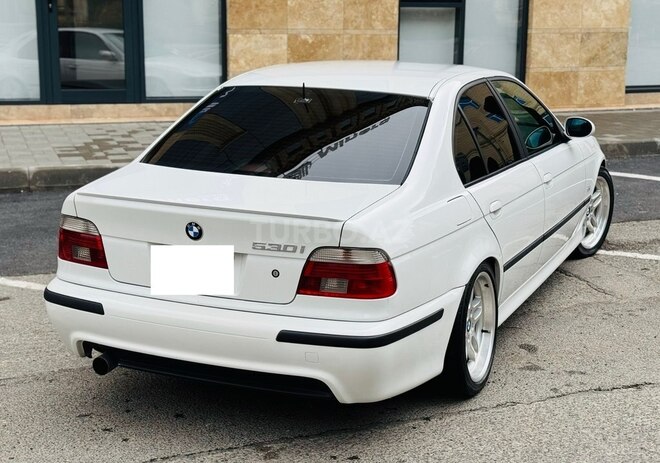 BMW 530 2000, 299,000 km - 3.0 l - Bakı