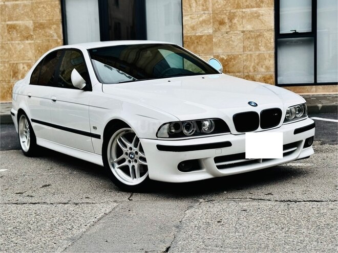BMW 530 2000, 299,000 km - 3.0 l - Bakı