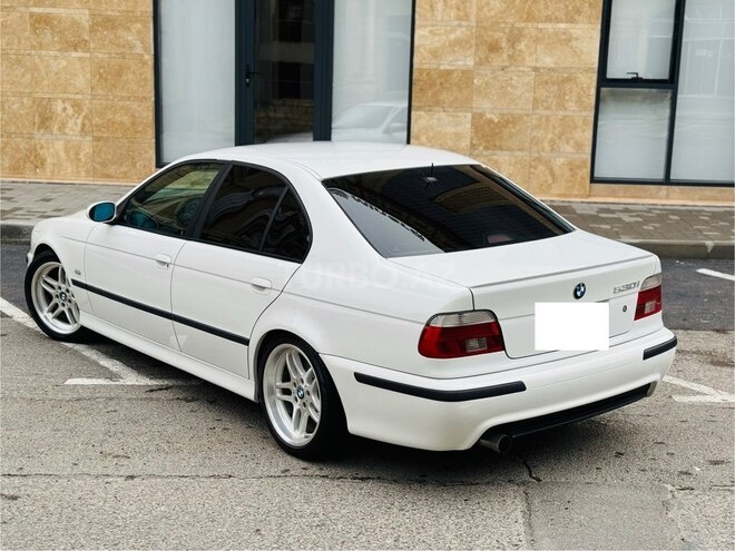 BMW 530 2000, 299,000 km - 3.0 l - Bakı