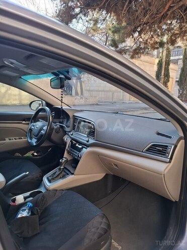 Hyundai Elantra 2017, 173,165 km - 1.4 l - Bakı