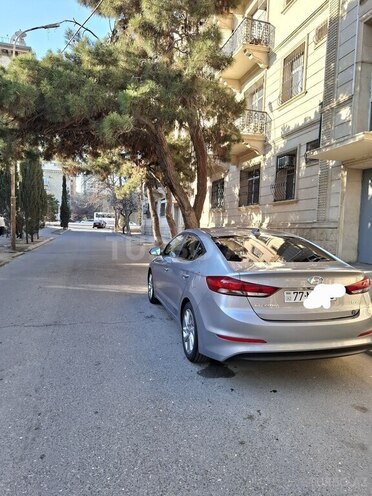 Hyundai Elantra 2017, 173,165 km - 1.4 l - Bakı