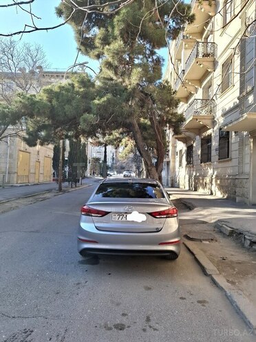 Hyundai Elantra 2017, 173,165 km - 1.4 l - Bakı