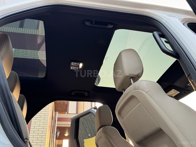 Land Rover Discovery 2019, 118,000 km - 3.0 l - Bakı