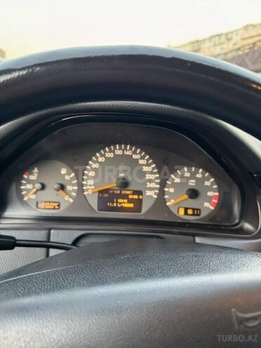 Mercedes E 280 1999, 500,000 km - 2.8 л - Bakı