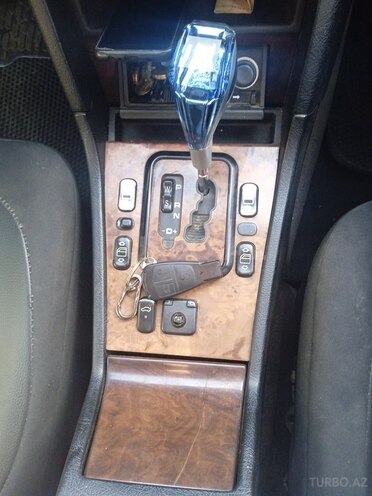 Mercedes C 200 2000, 260,000 km - 2.0 l - Masallı