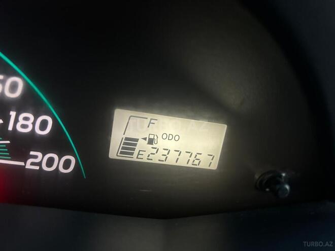 Toyota Yaris 2008, 238,000 km - 1.3 l - Bakı