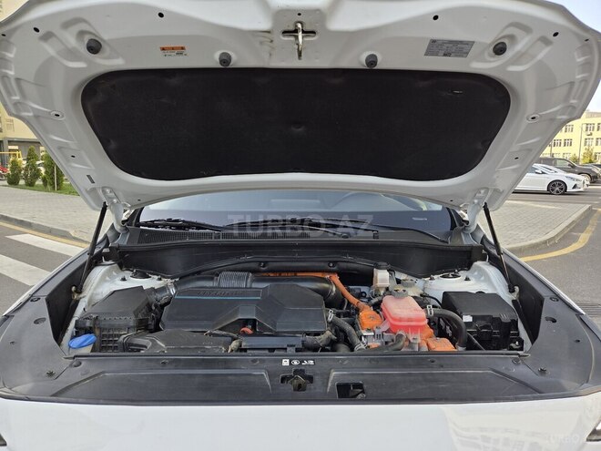 Hyundai Santa Fe 2023, 42,500 km - 1.6 l - Bakı