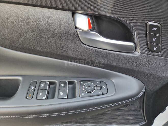 Hyundai Santa Fe 2023, 42,500 km - 1.6 l - Bakı