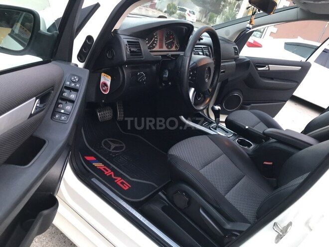 Mercedes B 180 2011, 122,000 km - 1.7 l - Sumqayıt