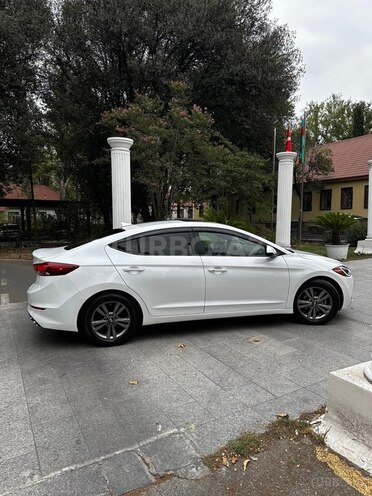 Hyundai Elantra 2016, 56,327 km - 2.0 l - Bakı