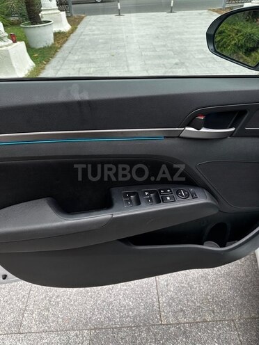Hyundai Elantra 2016, 56,327 km - 2.0 l - Bakı