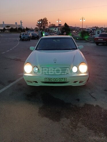Mercedes E 230 1997, 99,999 km - 2.3 l - İmişli