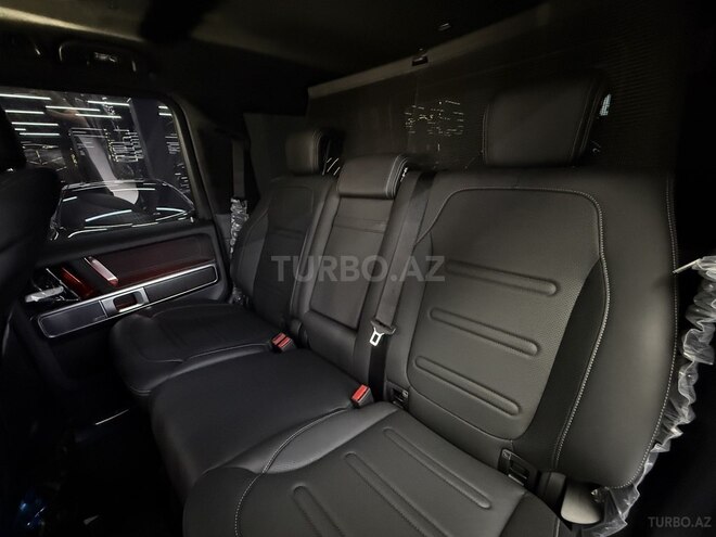 Mercedes G 500-16