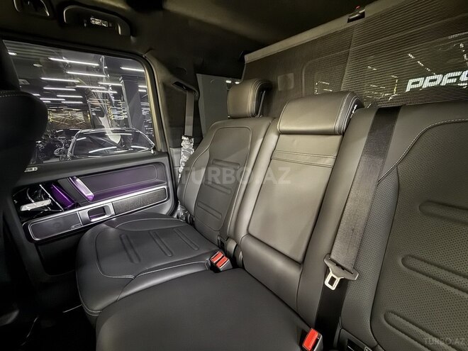 Mercedes G 500-17