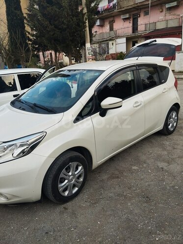 Nissan Note-8