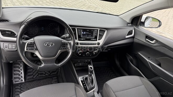 Hyundai Accent 2019, 130,000 km - 1.6 l - Bakı