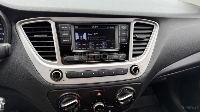 Hyundai Accent 2019, 130,000 km - 1.6 l - Bakı