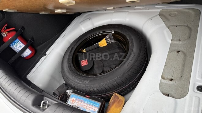 Hyundai Accent 2019, 130,000 km - 1.6 l - Bakı
