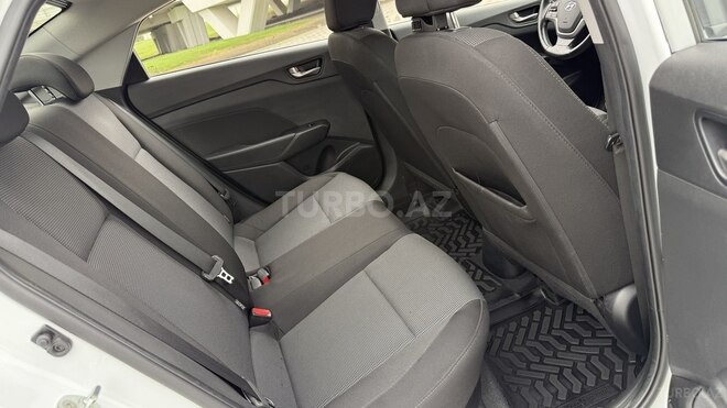 Hyundai Accent 2019, 130,000 km - 1.6 l - Bakı