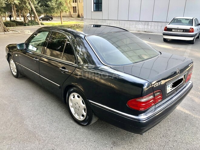 Mercedes E 230 1996, 296,000 km - 2.3 l - Mingəçevir