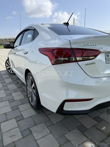 Hyundai Accent 2018, 110,560 km - 1.6 l - Bakı