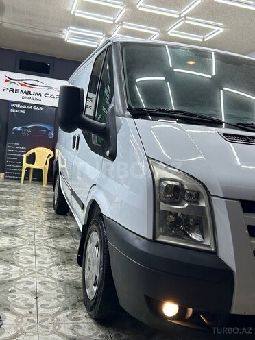 Ford Transit 2009, 293,000 km - 2.2 l - Qəbələ