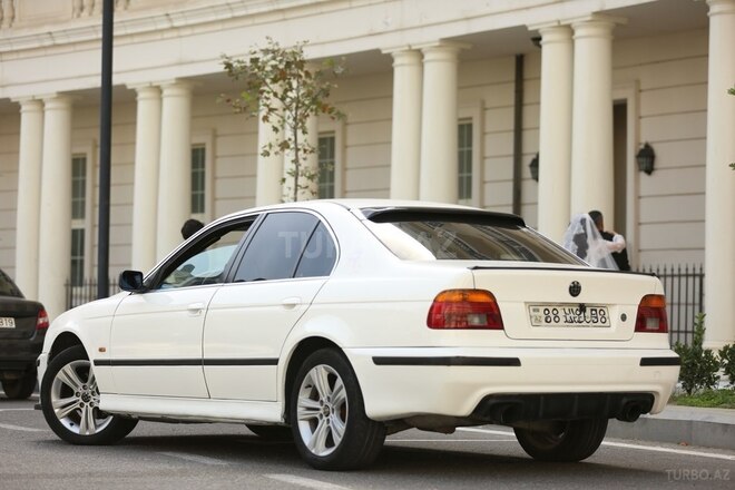 BMW 523 1997, 330,200 km - 2.5 л - Bakı