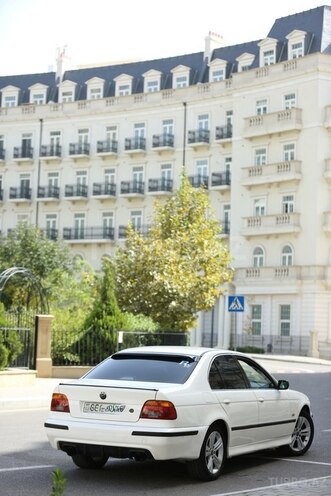 BMW 523 1997, 330,200 km - 2.5 л - Bakı