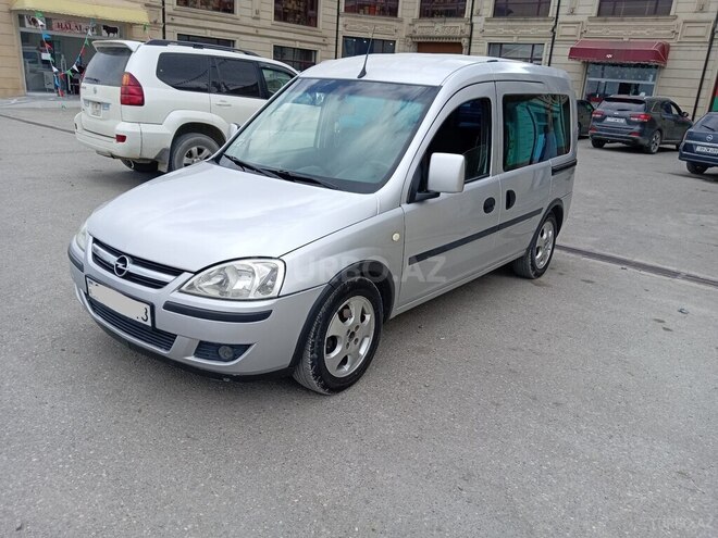 Opel Combo 2007, 287,733 km - 1.3 l - Quba