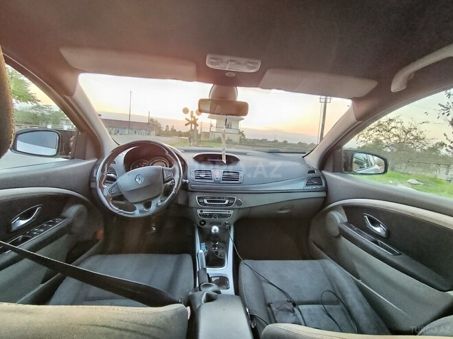 Renault Megane 2009, 378,000 km - 1.5 l - Bakı