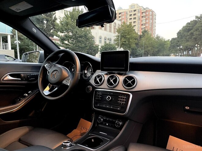 Mercedes CLA 250 4MATIC 2016, 221,000 km - 2.0 л - Bakı