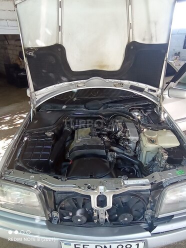 Mercedes C 180 1995, 306,000 km - 1.8 l - Salyan