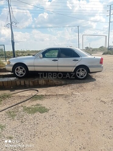 Mercedes C 180 1995, 306,000 km - 1.8 l - Salyan