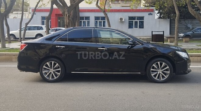 Toyota Camry-4