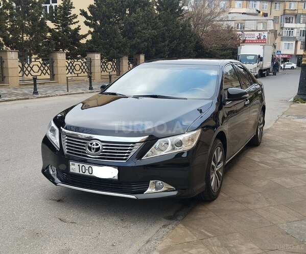 Toyota Camry-2