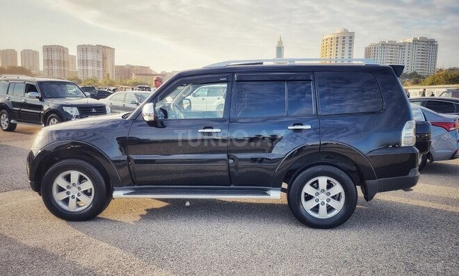 Mitsubishi Pajero 2007, 140,000 km - 3.0 l - Bakı