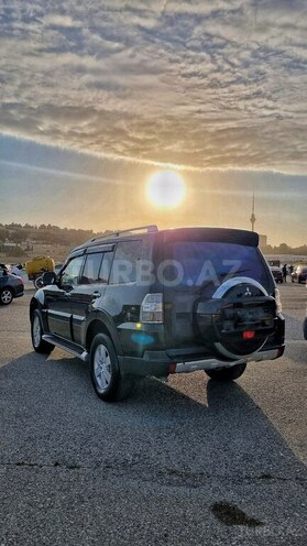 Mitsubishi Pajero 2007, 140,000 km - 3.0 l - Bakı